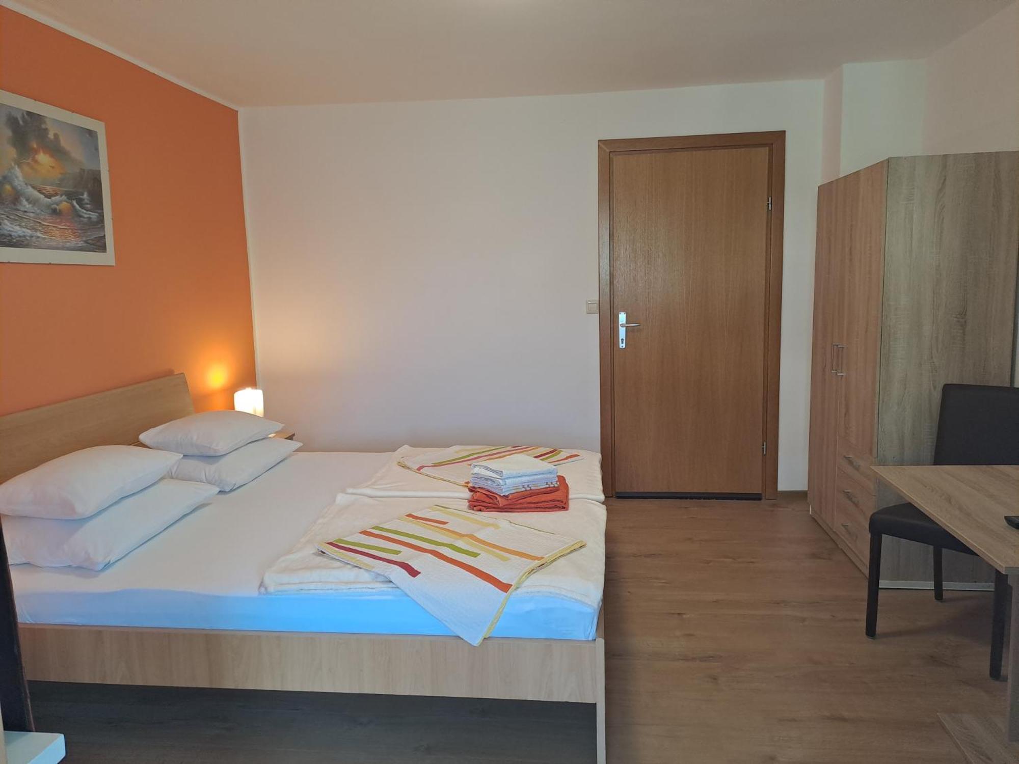 Studio Apartments Maslinik Krk Town Zimmer foto